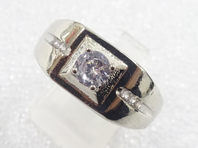JAPANESE KIMONO / ANTIQUE CRYSTAL RING (SIZE 26)